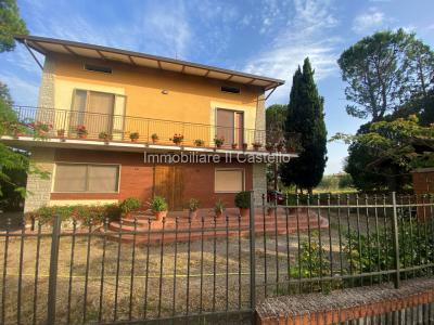 CASA INDIPENDENTE VENDITA CASTIGLIONE DEL LAGO