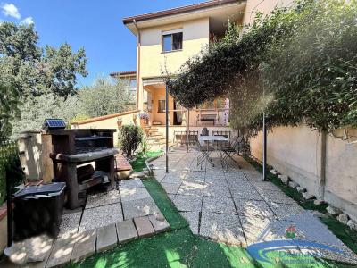 VILLA A SCHIERA VENDITA TERNI ROCCA SAN ZENONE