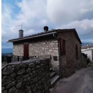 VILLA VENDITA STRONCONE VASCIANO