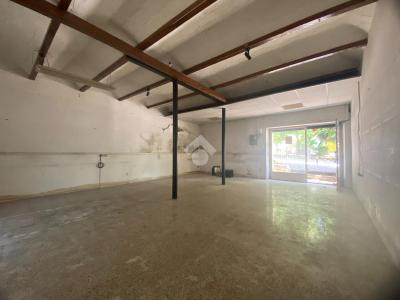 NEGOZIO AFFITTO ACQUASPARTA