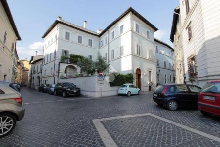 BILOCALE AFFITTO TERNI CENTRO STORICO