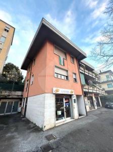 MONOLOCALE VENDITA PERUGIA SEMICENTRO