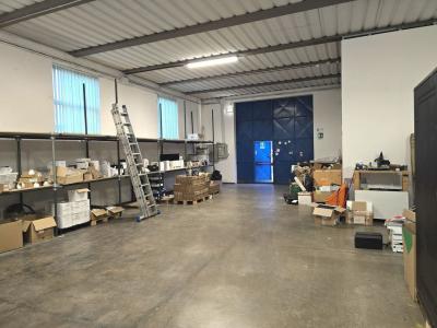 CAPANNONE AFFITTO CORCIANO