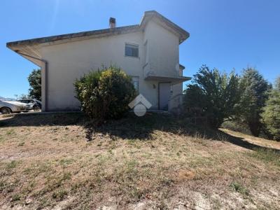 CASA INDIPENDENTE VENDITA MONTECASTRILLI CASTELTODINO