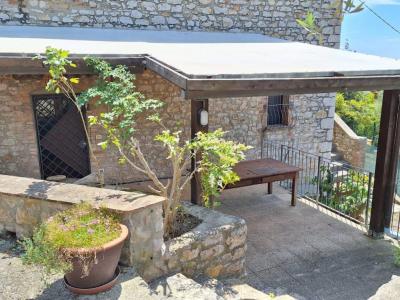 CASA INDIPENDENTE AFFITTO PERUGIA LACUGNANO