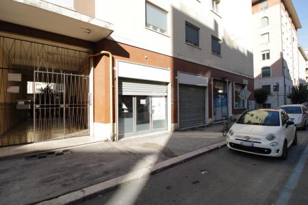 NEGOZIO VENDITA TERNI BATTISTI