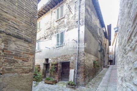CIELO - TERRA VENDITA PERUGIA CENTRO STORICO