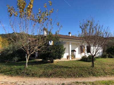 VILLA VENDITA DERUTA