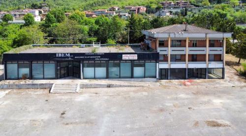 CAPANNONE VENDITA CORCIANO TAVERNE