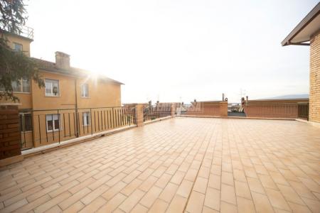 APPARTAMENTO VENDITA PERUGIA ZONA FILOSOFI