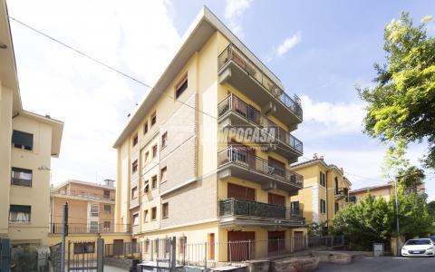 QUADRILOCALE VENDITA PERUGIA SEMICENTRO