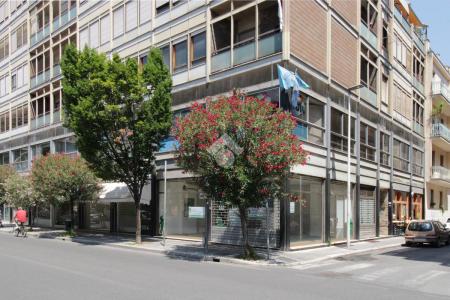 NEGOZIO AFFITTO TERNI BATTISTI