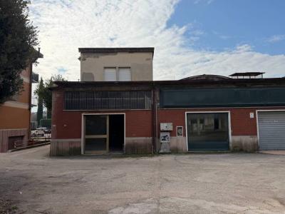 PALAZZO VENDITA PERUGIA PONTE FELCINO