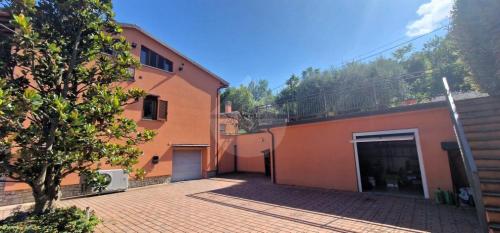 VILLA VENDITA PERUGIA MONTELUCE