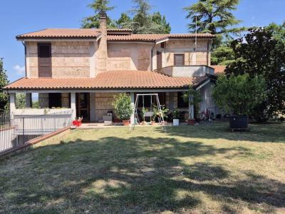 VILLA VENDITA TERNI POSCARGANO