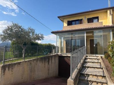 VILLA BIFAMILIARE VENDITA PERUGIA RAMAZZANO