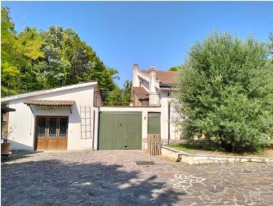 VILLA BIFAMILIARE VENDITA TERNI SAN ROCCO