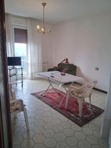 BILOCALE VENDITA PERUGIA ZONA FILOSOFI