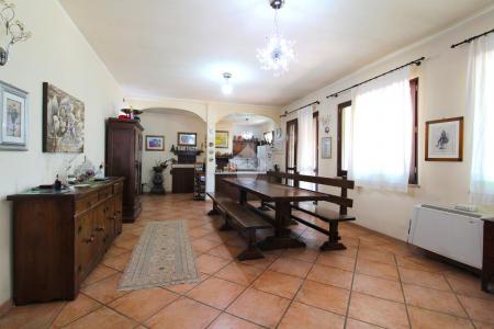 VILLA VENDITA STRONCONE