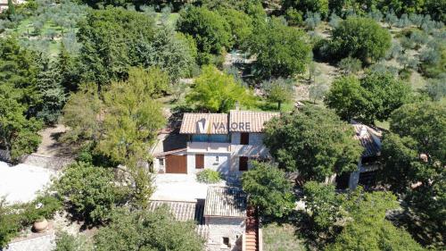 RUSTICO - CASALE VENDITA ASSISI