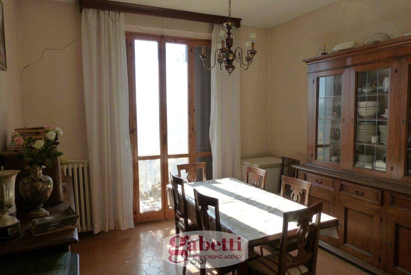 BIFAMILIARE VENDITA TODI