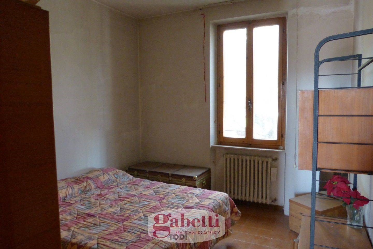 BIFAMILIARE VENDITA TODI