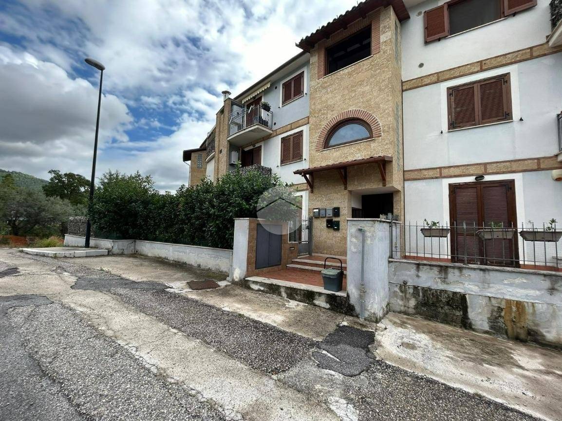 APPARTAMENTO VENDITA TERNI 	TUILLO	