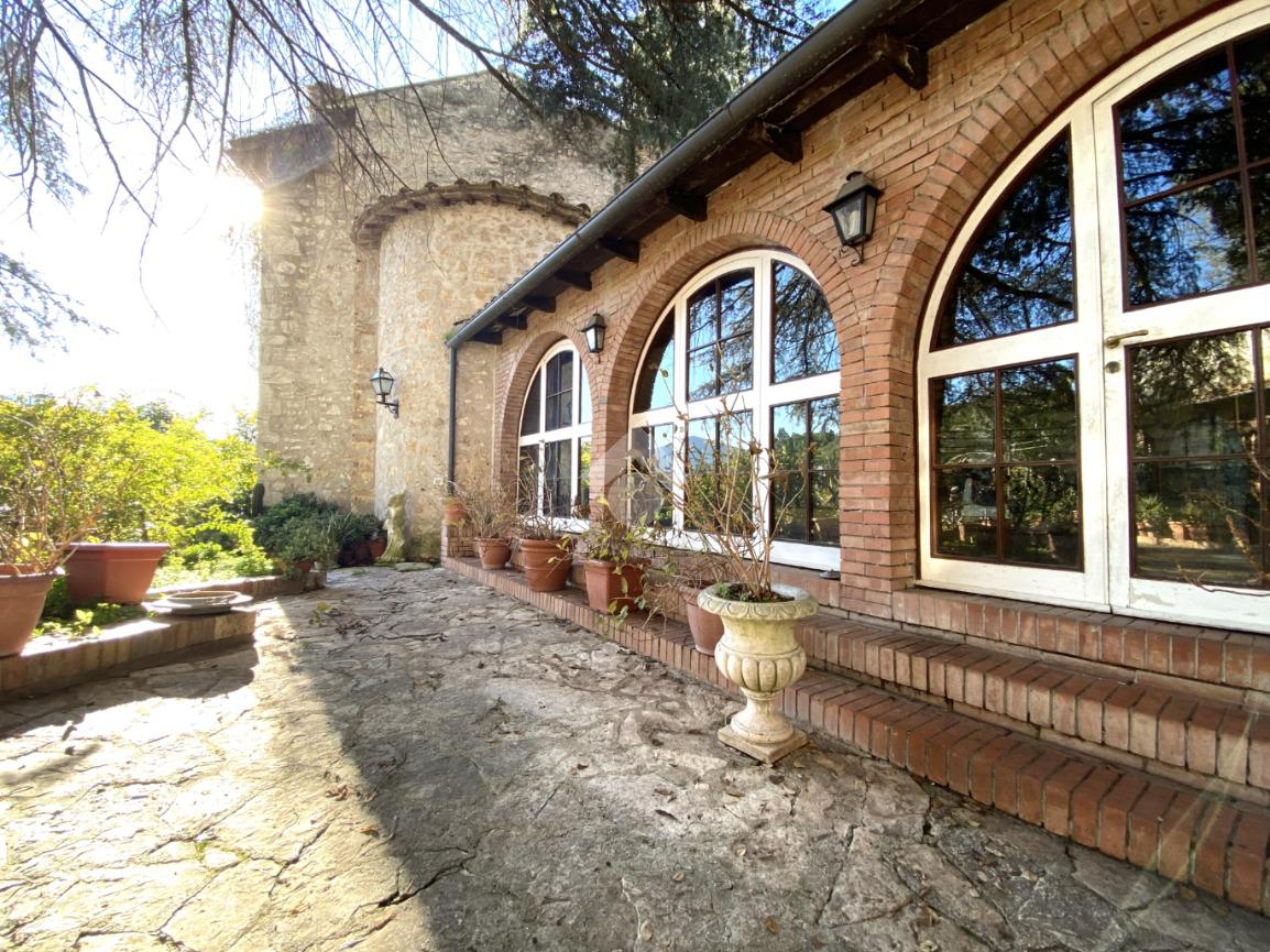 CASA INDIPENDENTE VENDITA TERNI VALNERINA
