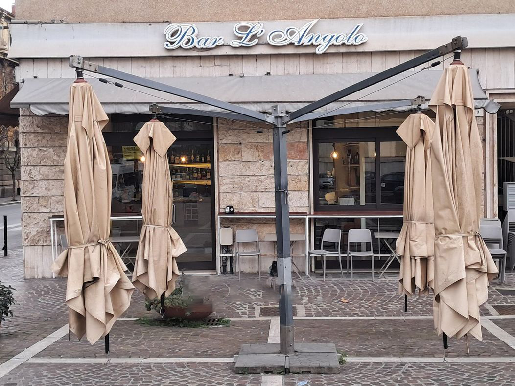 BAR VENDITA TERNI BATTISTI