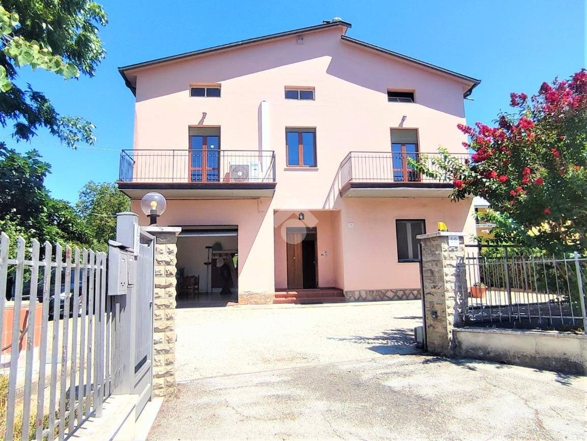 CASA INDIPENDENTE VENDITA PERUGIA PONTE VALLECEPPI