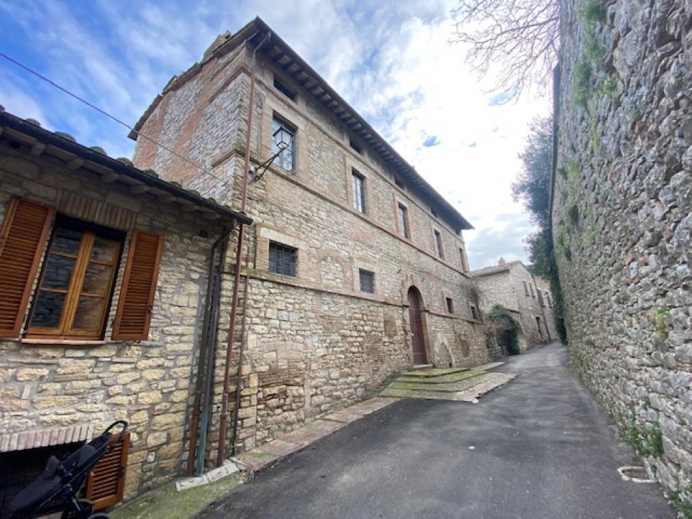PALAZZO VENDITA CORCIANO