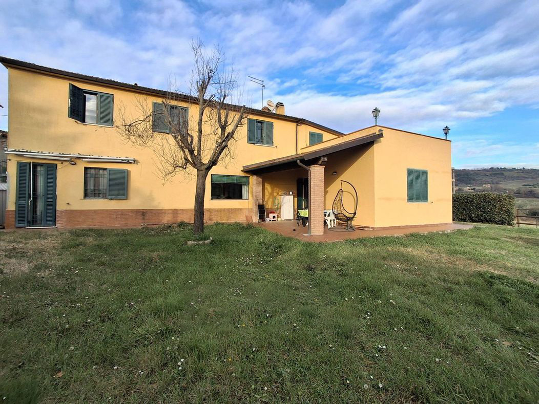 RUSTICO - CASALE VENDITA CORCIANO