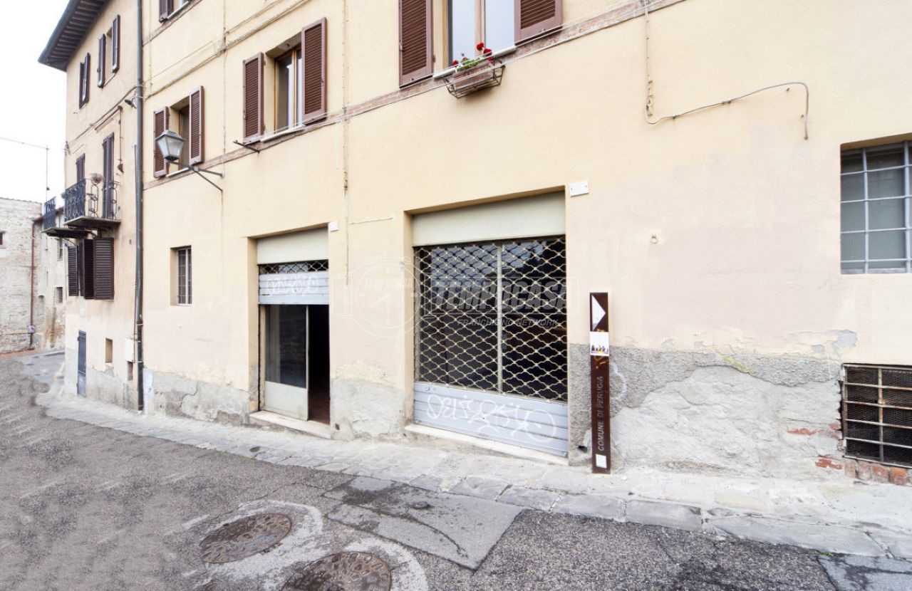 LABORATORIO VENDITA PERUGIA CENTRO STORICO