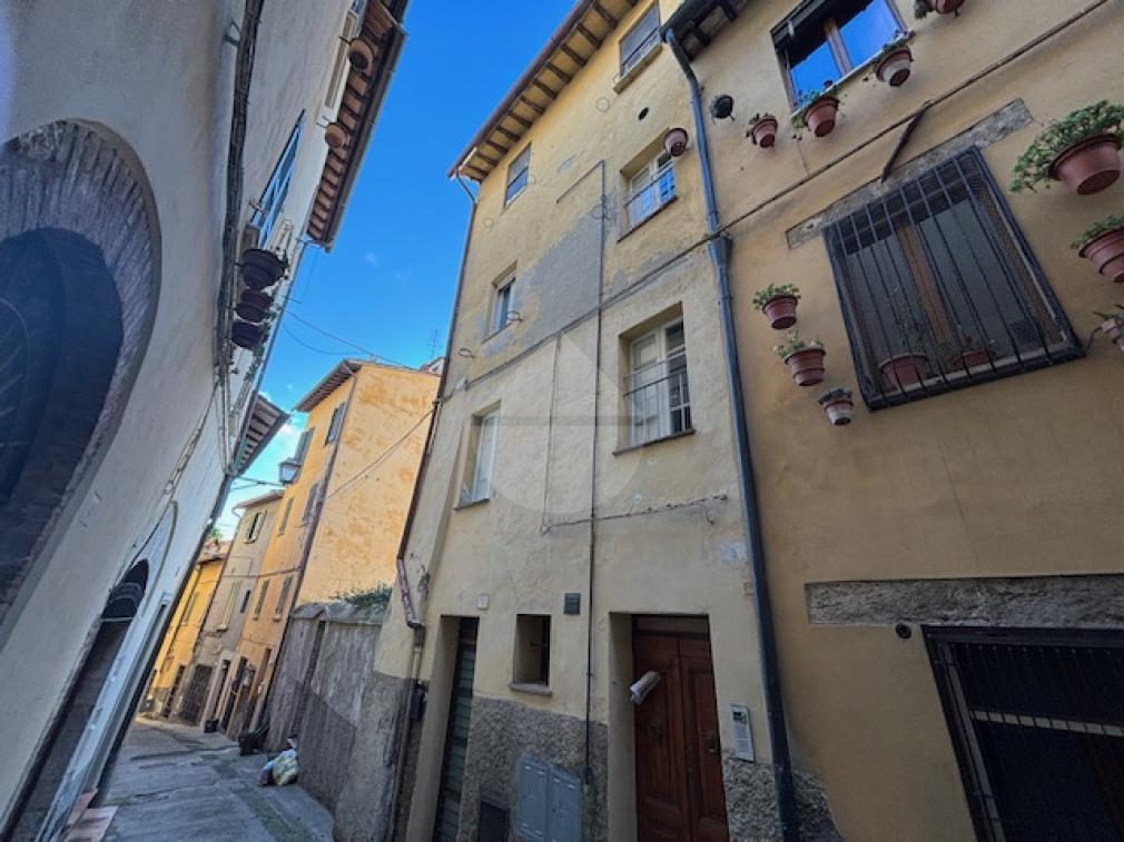 MONOLOCALE AFFITTO PERUGIA CENTRO STORICO