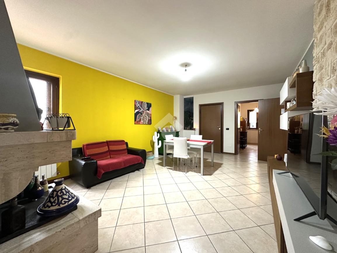 APPARTAMENTO VENDITA MONTECASTRILLI