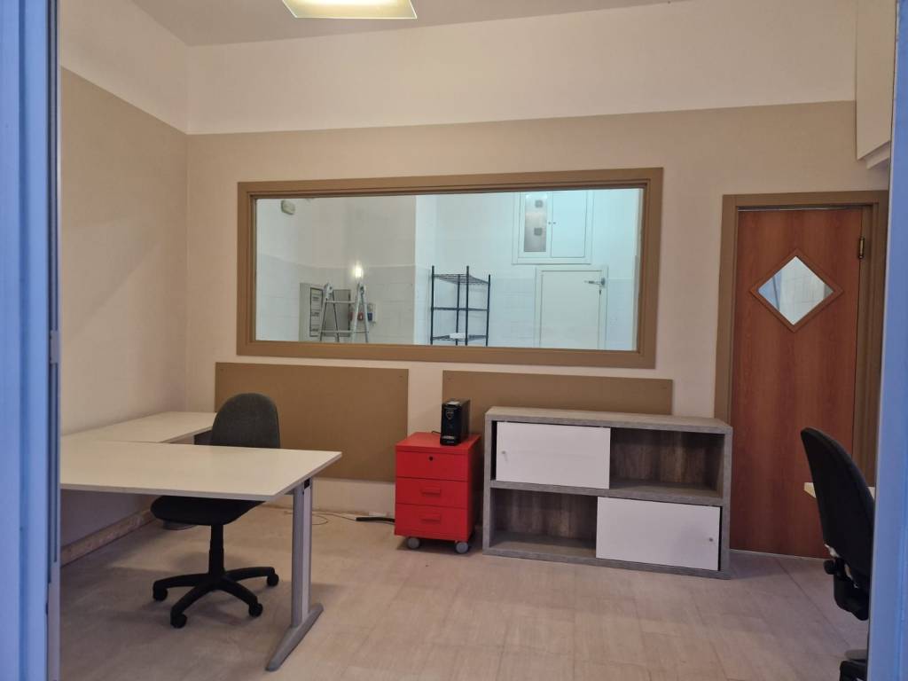 NEGOZIO VENDITA BASTIA UMBRA