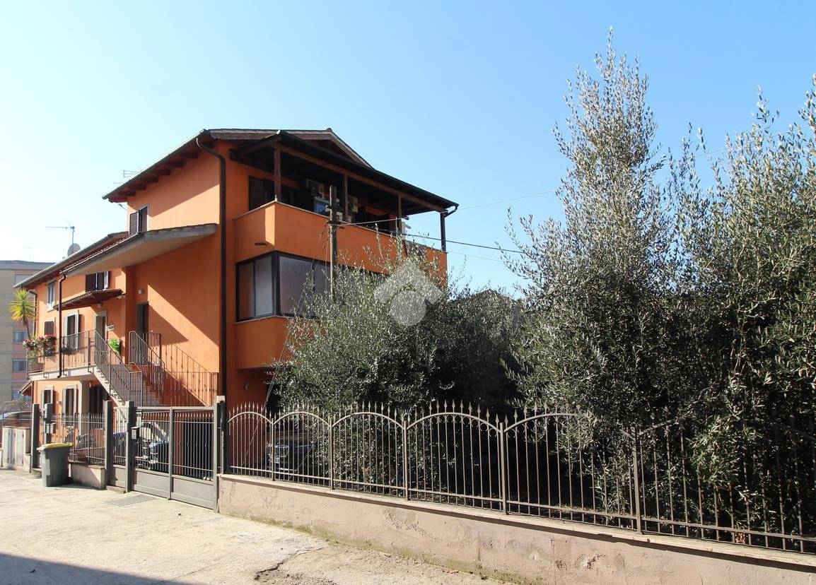 PORZIONE DI CASA VENDITA TERNI BORGO BOVIO