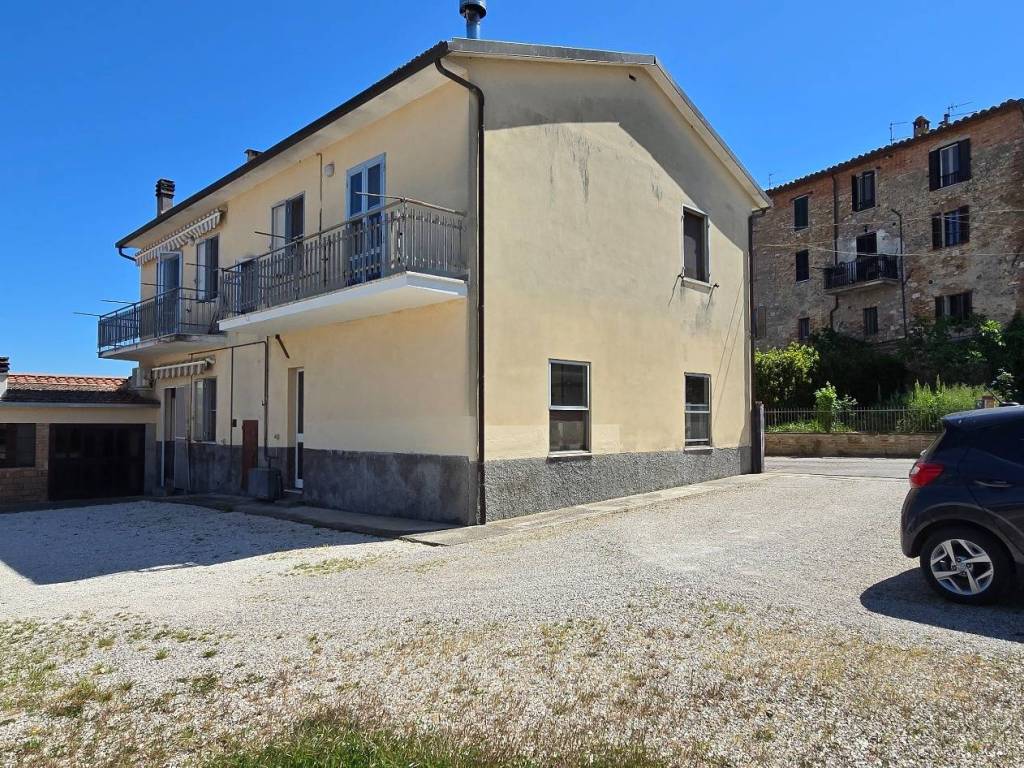PORZIONE DI CASA VENDITA PERUGIA SAN MARTINO IN COLLE