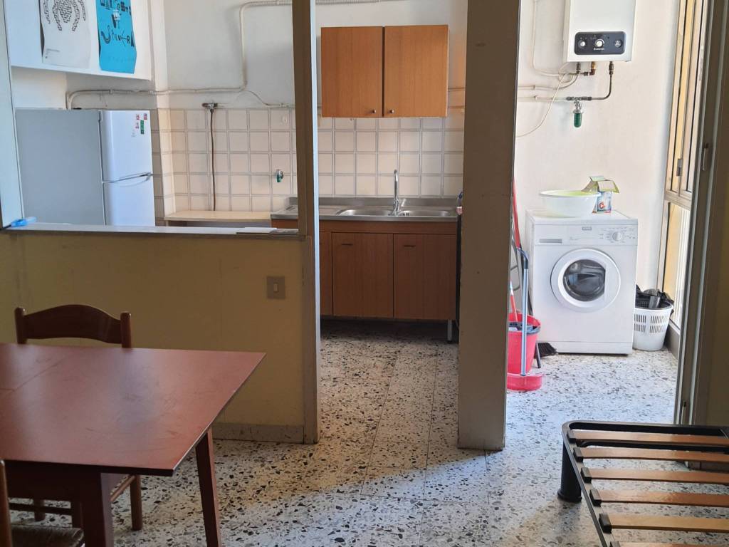 STANZA AFFITTO PERUGIA ZONA XX SETTEMBRE