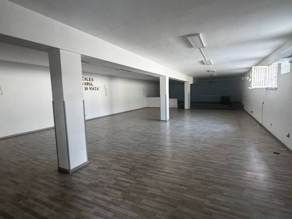 CAPANNONE AFFITTO PERUGIA SETTEVALLI