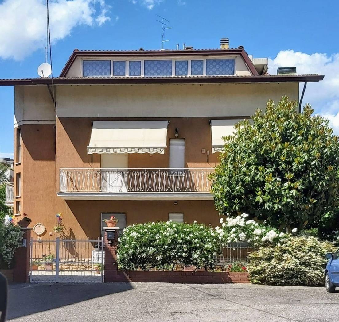 CASA INDIPENDENTE VENDITA PERUGIA PONTE FELCINO