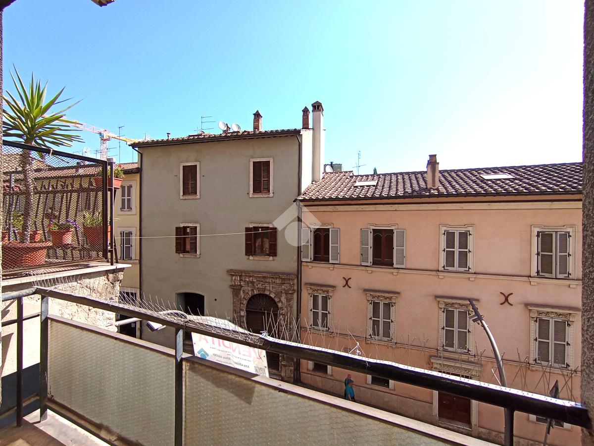APPARTAMENTO VENDITA TERNI CENTRO STORICO
