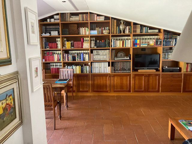 VILLA PORZIONE VENDITA PERUGIA LACUGNANO