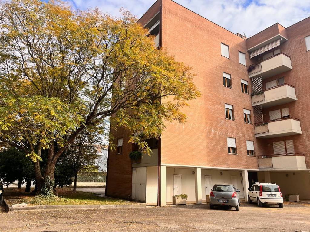 APPARTAMENTO VENDITA PERUGIA PONTE VALLECEPPI