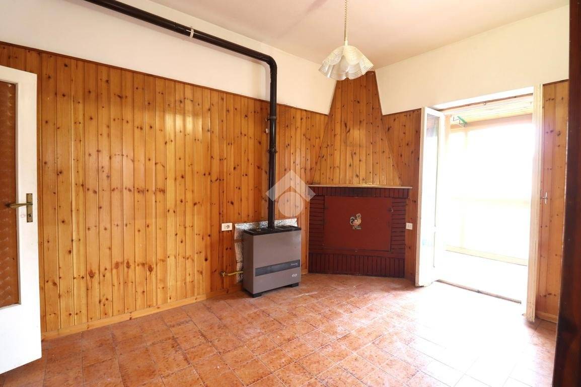 APPARTAMENTO VENDITA TERNI CESURE VALENZA