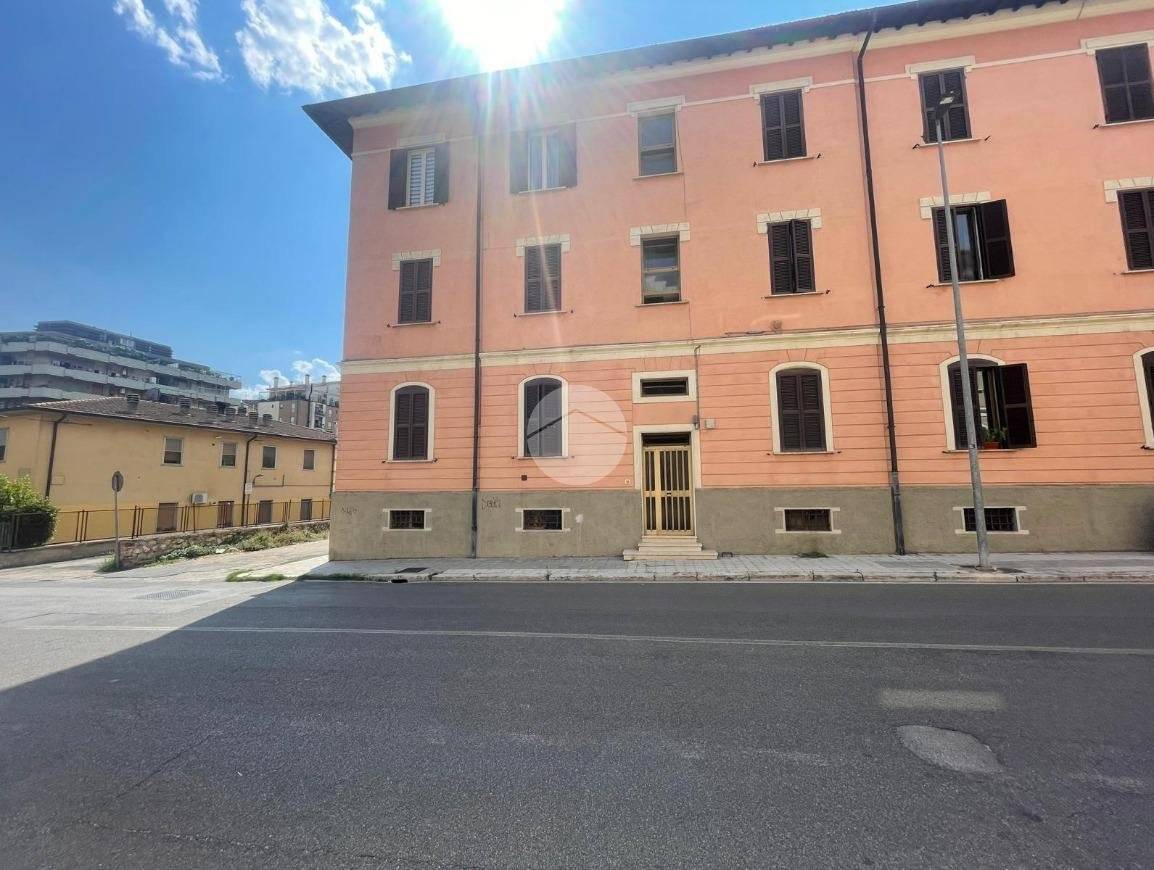 BILOCALE VENDITA TERNI BORGO BOVIO