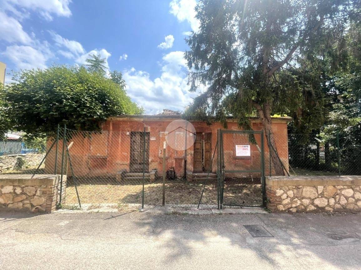 CASA INDIPENDENTE VENDITA TERNI TUILLO