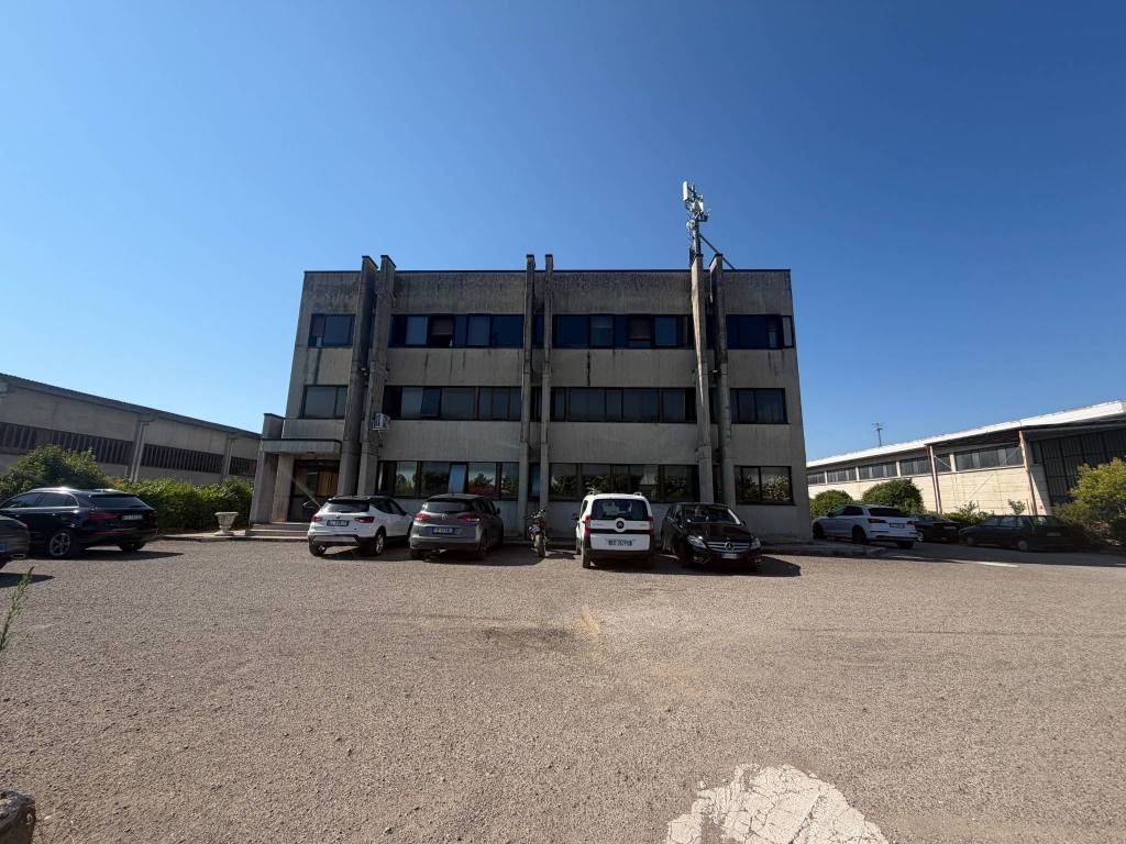 CAPANNONE VENDITA PERUGIA PONTE FELCINO