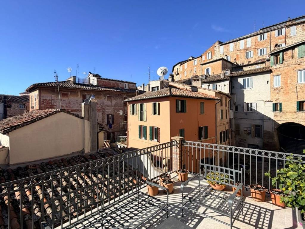 APPARTAMENTO VENDITA PERUGIA CENTRO STORICO