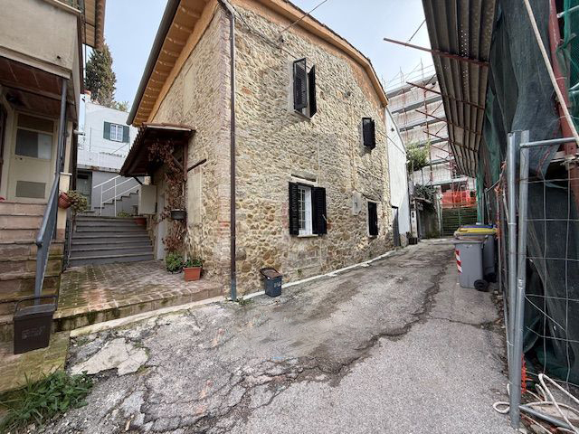 APPARTAMENTO AFFITTO PERUGIA ELCE